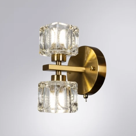 Бра Divinare Alessandro 7205/17 AP-2 (220V, выключатель, куб)