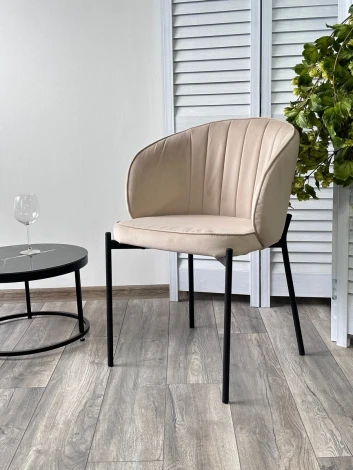 Стул ДЕНИ, цвет Velutto 05 Бежевый, велюр / черный каркас M-City 464M05080