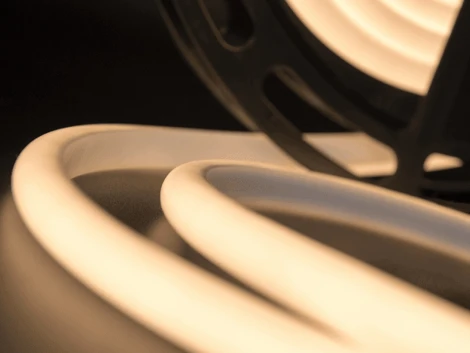 Термостойкая cсветодиодная лента 2200–2500K SMD2835 24В IP68 12Вт/м 180 LED/м SWG Термолента NE8180-24-12-WW2-68