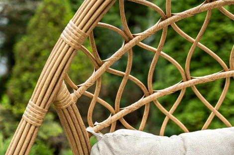 "Венеция" подвесное кресло-кокон из искусственного ротанга, цвет соломенный с бежевой подушкой 4SIS арт.УТ-00009382