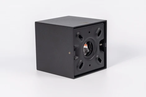 Точечный накладной светодиодный светильник XC002-4T Fiberli Xc002 12120202 (220V)