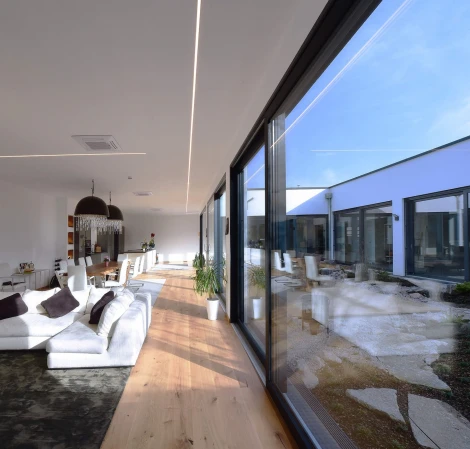 Гибкая светодиодная лента 2835-140-24В-2700-6500К-5м Deko-Light 840378