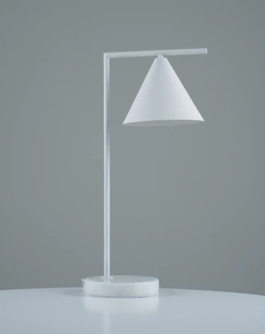 Настольная лампа с выключателем Moderli Omaha V11596-1T (220V)