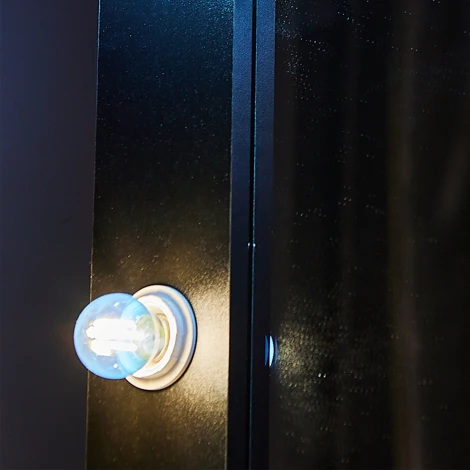 Лампочка светодиодная шар синяя E27 5W Uniel LED-G45-5W/BLUE/E27 GLA02BL