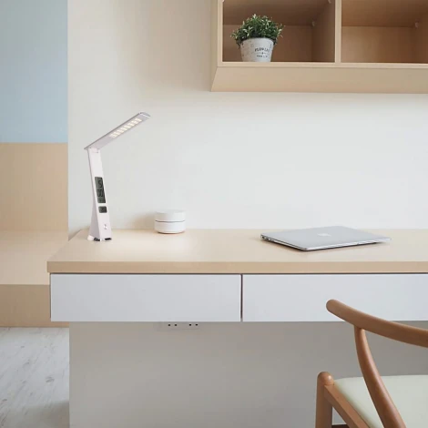 Офисная настольная лампа Eurosvet Business 80504/1 белый