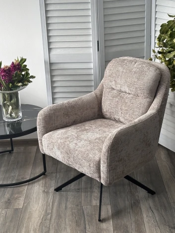 Кресло поворотное M-City SHADE 360 град., ткань HAGA30, цвет светло-бежевый / черный каркас