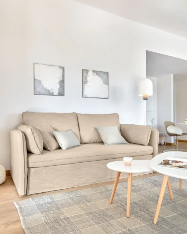 Журнальный стол La Forma (ex Julia Grup) Kirb (Белый/ Дерево,МДФ,Дуб)