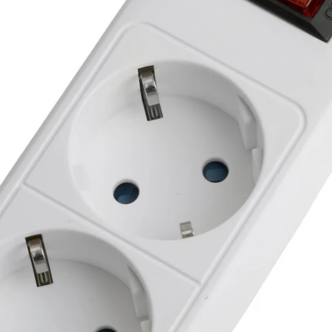 Сетевой фильтр 3-х местный с заземлением 5 метров (белый) Stekker Optima 50088