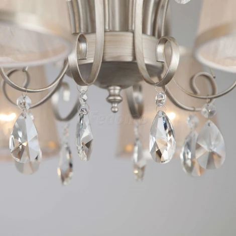 Потолочная люстра Eurosvet Liona 60065/8 серебро (220V)