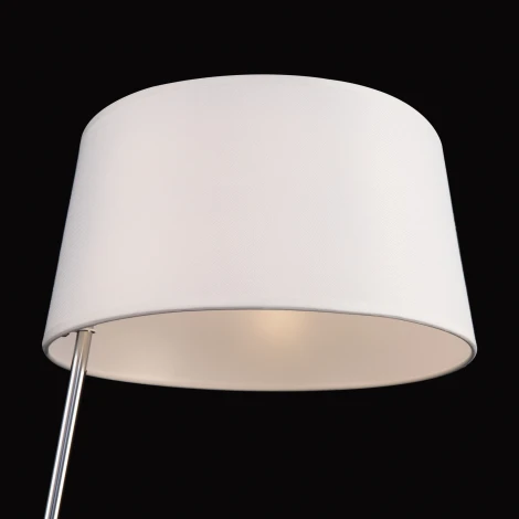 Интерьерная настольная лампа Maytoni Bergamo MOD613TL-01W (220V, выключатель)