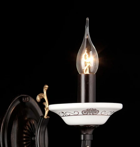 Бра Maytoni Classic 12 ARM561-01-R