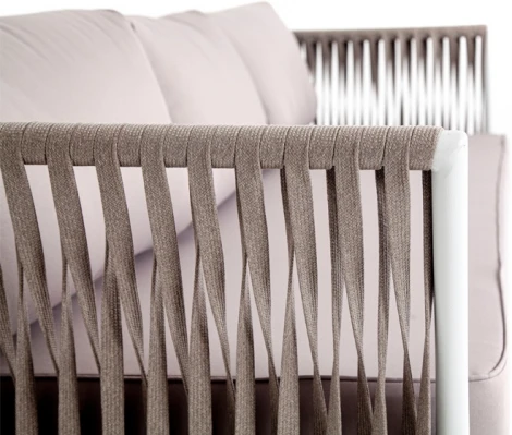 "Касабланка" диван 3-местный плетеный из роупа, каркас алюминий белый муар, роуп бежевый 20мм, ткань бежевая 052 4SIS арт.УТ-00007005