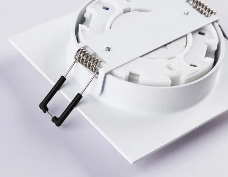 Встраиваемый точечный светильник Ambrella TECHNO SPOT TN5221 (220V)