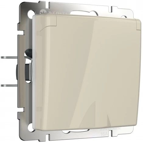 Розетка встраиваемая влагозащ. с зазем. с защит. крышкой и шторками (слоновая кость) IP44 Werkel W1171203 (a051491)