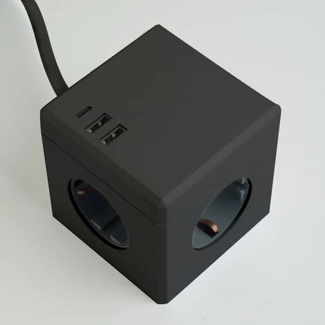 Удлинитель 3-х местный с заземлением 2хUSB Type A+C Stekker Comfort 49657