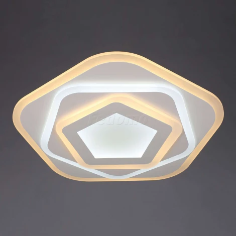 Потолочный светильник Omnilux Monteluro OML-05407-70