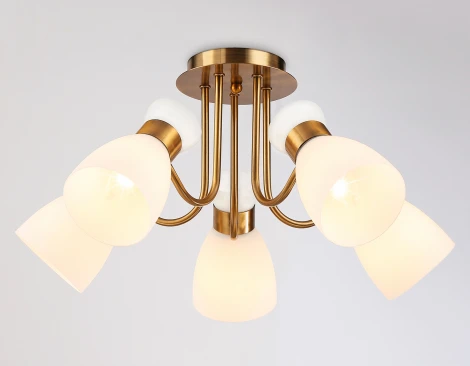 Потолочная люстра Ambrella TRADITIONAL TR3218 (220V)