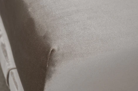 Банкетка Prima 160 на метал опорах бежевая Velvet BEG 40*160*40см Garda Decor