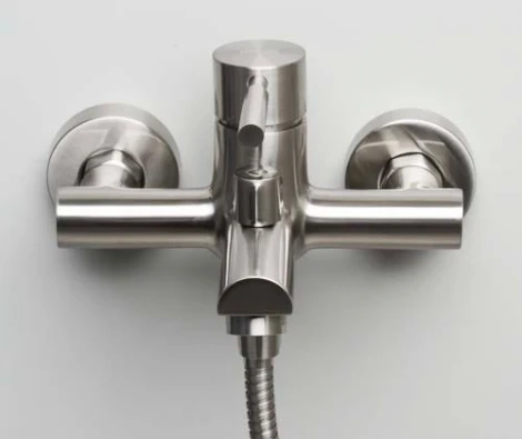 Смеситель Wasserkraft Wern 4201 для ванны с душем, матовый хром