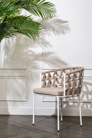 "Диего" стул плетеный из роупа, каркас из стали белый муар, роуп бежевый круглый, ткань бежевая 052 4SIS арт.УТ-00008308