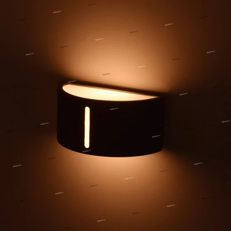 Настенный светильник уличный DeMarkt Меркурий 807022201