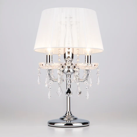 Интерьерная настольная лампа Eurosvet 2045 2045/3T хром/белый (220V, подвески, выключатель, подсвечник, свеча)