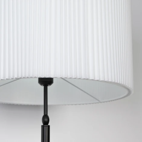 Торшер с выключателем Eurosvet Notturno 01163/1 черный (220V)