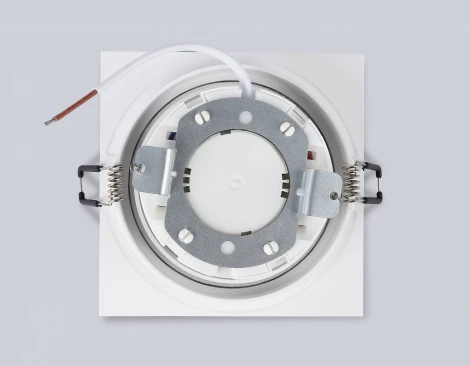 Встраиваемый точечный светильник Ambrella Techno Spot TN51803 (220V)