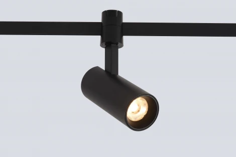 Трековый светильник светодиодный для гибкой магнитной системы Crystal Lux Trace 48V CLT 0.37 003 9W BL SMART