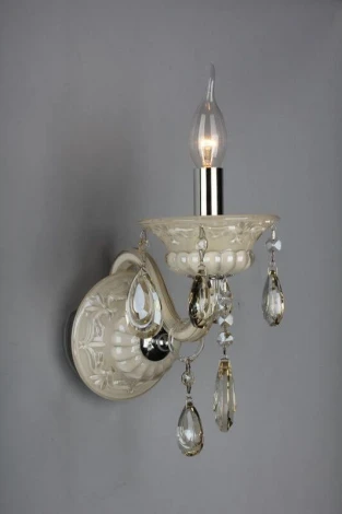 Бра Omnilux Teramo OML-30501-01 (220V, подвески, подсвечник, свеча)