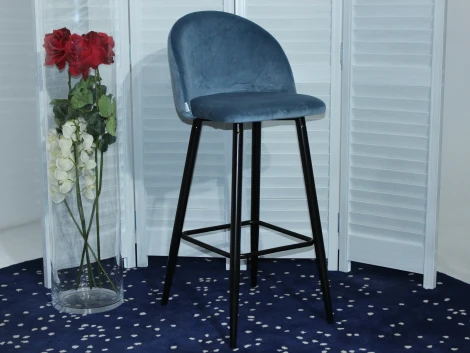 Барный стул M-City MALIBU пудровый синий, велюр G108-56