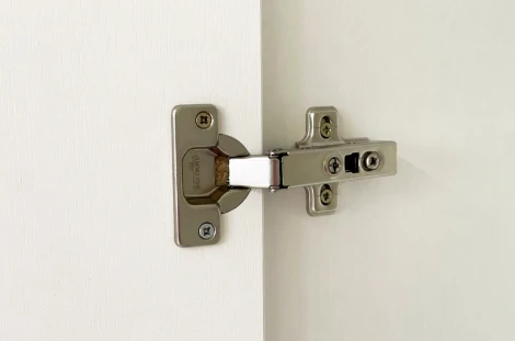 Зефир Шкаф трехдверный 109.02 Mebelson (ЛДСП,ПВХ,МДФ,Металл,Зеркало/Светлое дерево,Розовый) арт.UL.109-M.103.02.3095