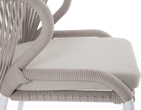 "Милан" стул плетеный из роупа, каркас алюминий белый муар, роуп бежевый круглый, ткань бежевая 052 4SIS арт.УТ-00008596