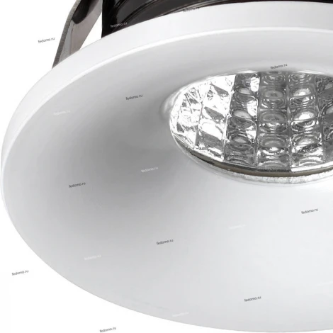 Встраиваемый точечный светильник Novotech Dot 357700 (LED, 220V)