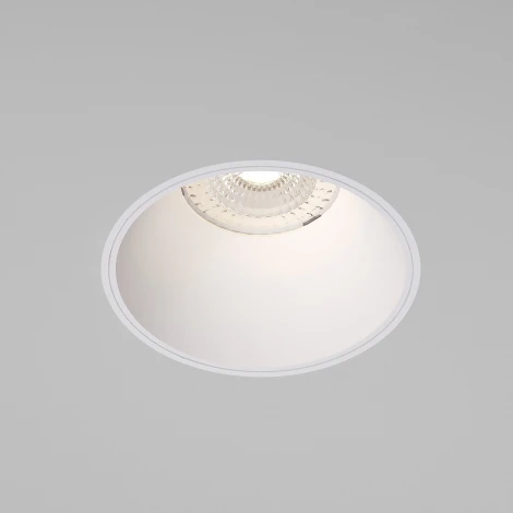 Светильник встраиваемый белый Elektrostandard Renzo 25020/01