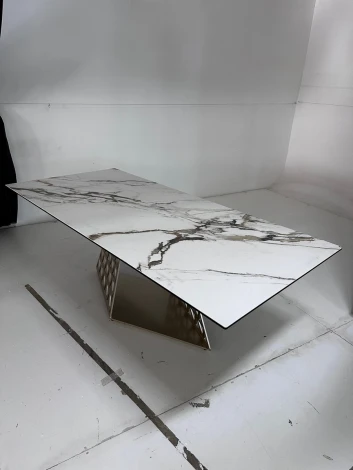 Стол ENNA 220 KL-188 Контрастный мрамор матовый, итальянская керамика/ каркас цвета шампань М-City