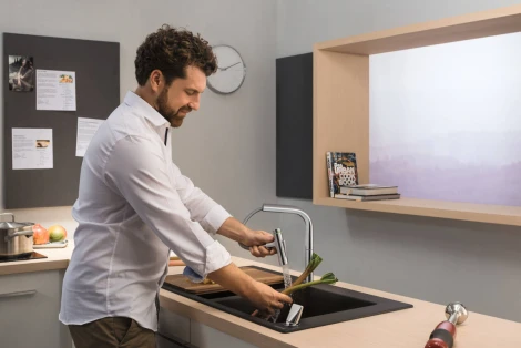 Смеситель Hansgrohe Metris Select 73818000 для кухонной мойки