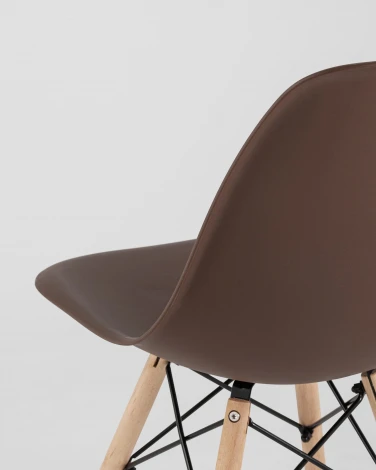 Стул Eames Style DSW коричневый (разборный каркас) Stool Group арт.УТ000037592