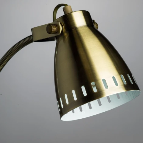 Интерьерная настольная лампа Arte Lamp Luned A2214LT-1AB