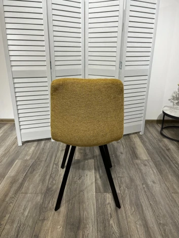 Обеденный стул M-City ELVIS WZ2042-05 горчичный/ черный каркас