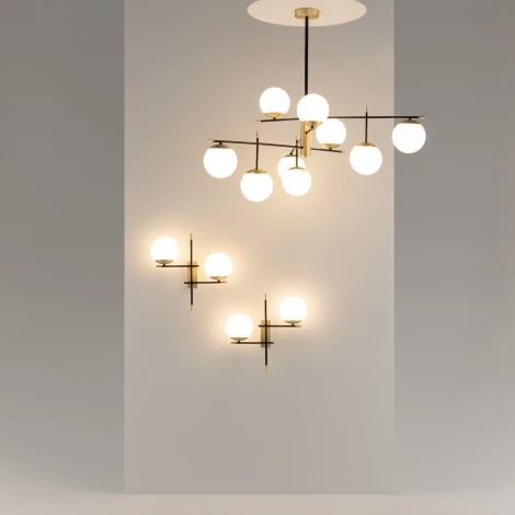 Потолочная люстра на штанге Maytoni Nostalgia MOD048PL-09G (220V, шарики)