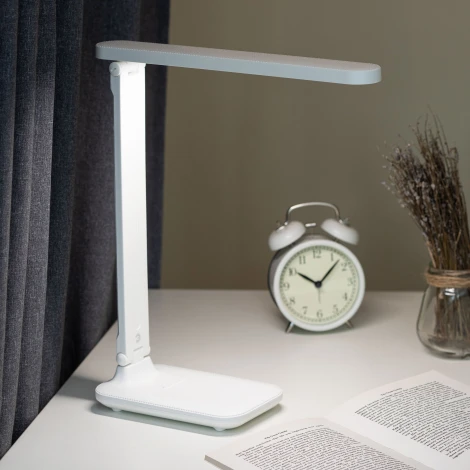 Офисная настольная лампа светодиодная складываемая с регулировкой цветовой температуры и яркости зарядка от USB ЭРА NLED-495-5W-W (сенсорный выключатель)