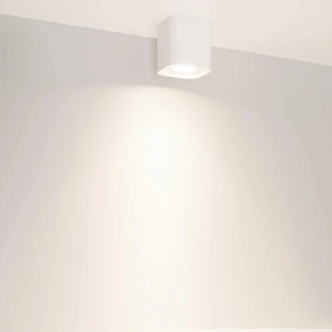 Накладной светильник светодиодный SP-ACENTO-S95x95-10W Day4000 (WH, 20-45 deg, 230V) (Arlight, IP20 Металл) 055751