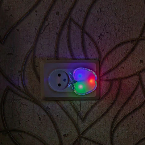 Ночник Uniel DTL-308-Яблоко/RGB/3LED/0,5W