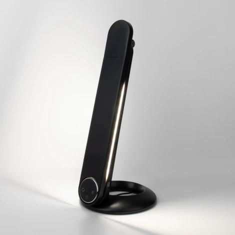 Офисная настольная лампа с беспроводным ЗУ складываемая Eurosvet Action 80428/1 черный (LED, 220V, диммер, сенсорный выключатель)