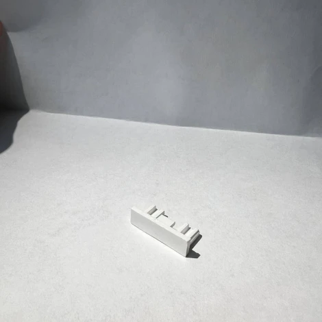 Заглушка торцевая для ультратонкого магнитного шинопровода iLedex Vision48/25 END CAP 4825-BK