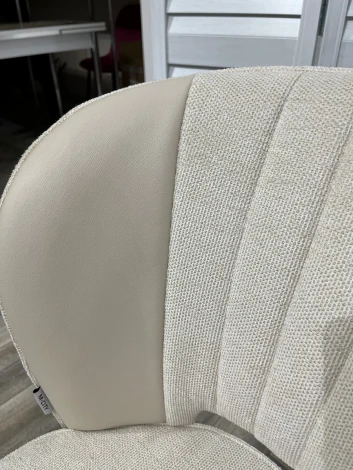 Обеденный стул M-City HERMES WZ2042-01 молочный/ HK017-01 слоновая кость,