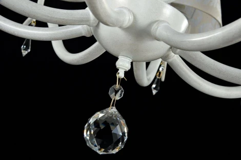 Подвесная люстра Maytoni Elegant 59 ARM334-08-W