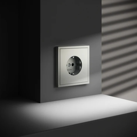 Розетка с заземлением (сталь) Voltum S70 VLS040105