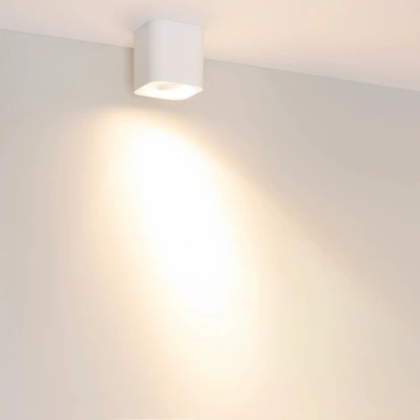 Накладной светильник светодиодный SP-ACENTO-S95x95-10W Warm3000 (WH, 20-45 deg, 230V) (Arlight, IP20 Металл) 055746